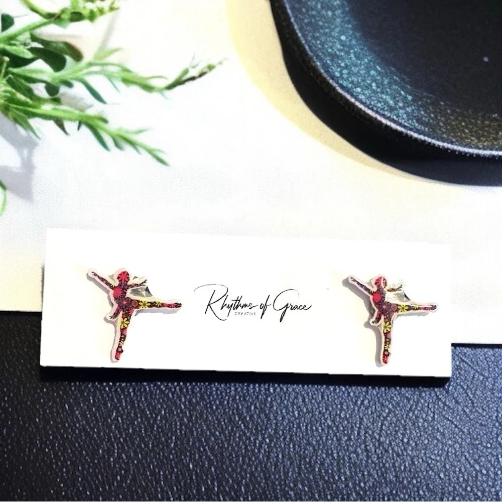 Sparkle Like a Superstar: Dancer Stud Earrings for Every Twirl and Tumble!💃NWT